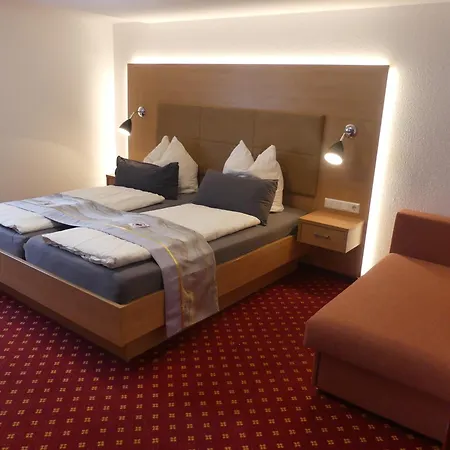 Hotel Traube *